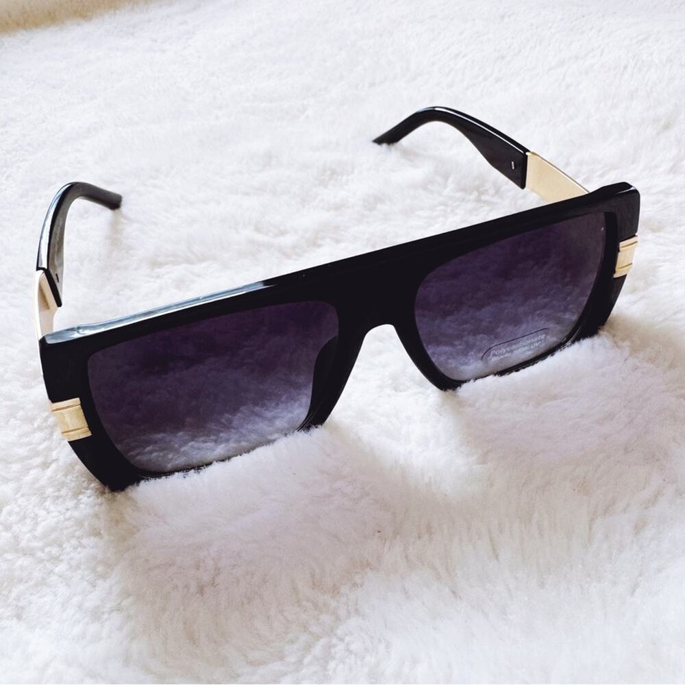 Inez Black Oversized Square Sunglasses - Picture 5 of 9